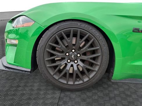 Used 2019 Ford Mustang GT Premium w/ GT Performance Package RWD image 13