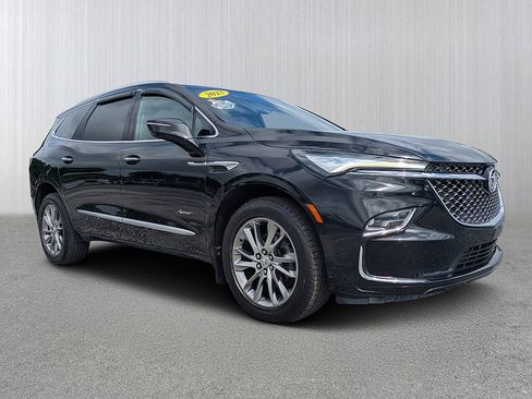Used 2023 Buick Enclave Avenir AWD/4WD image 1