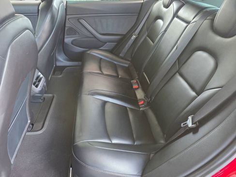 Used 2018 Tesla Model 3 Long Range image 34