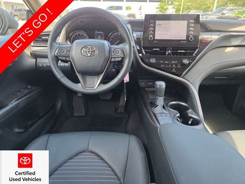 Used 2024 Toyota Camry SE FWD image 7