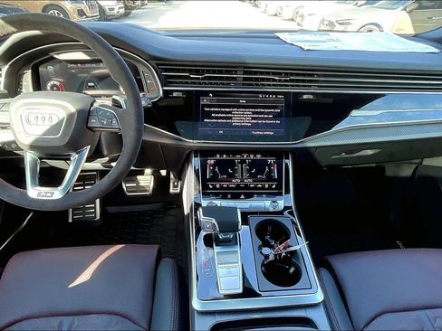 New 2026 Audi RS Q8 performance image 5