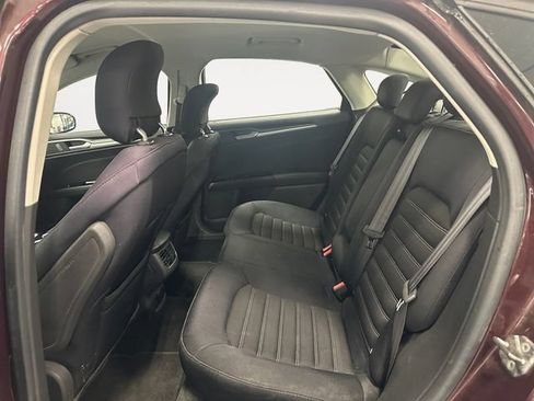 Used 2013 Ford Fusion SE FWD image 13