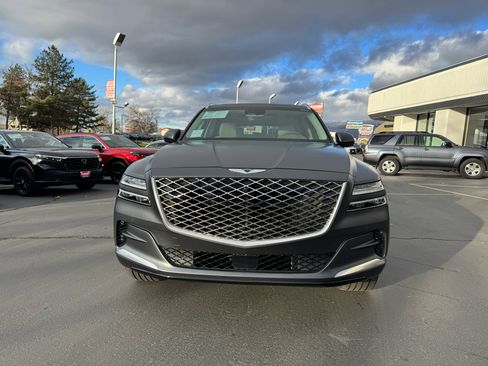 Used 2023 Genesis GV80 3.5T w/ Prestige Matte Package image 10