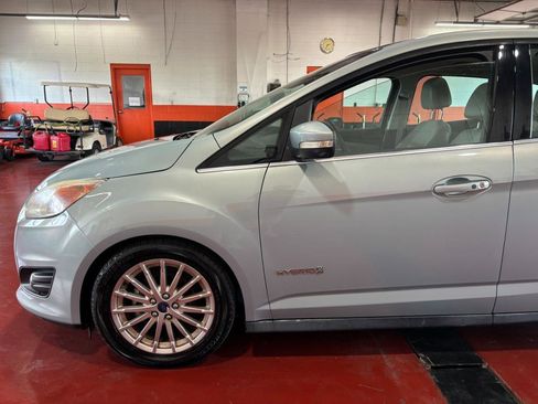 Used 2013 Ford C-MAX SEL image 11