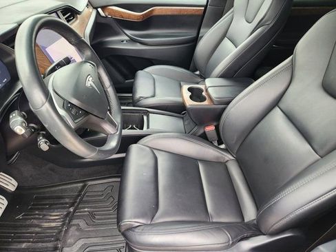 Used 2020 Tesla Model X Long Range image 4