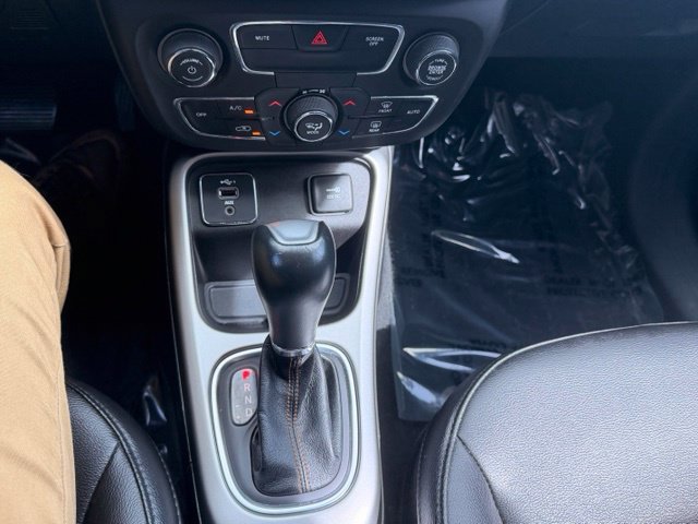 Used 2020 Jeep Compass Latitude w/ Popular Equipment Group FWD image 23