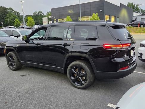New 2025 Jeep Grand Cherokee L Limited w/ Black Appearance Package RWD image 6