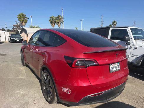 Used 2023 Tesla Model Y Performance AWD/4WD image 4