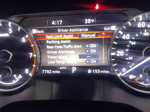 Used 2023 Nissan Rogue SL w/ SL Premium Package image 11