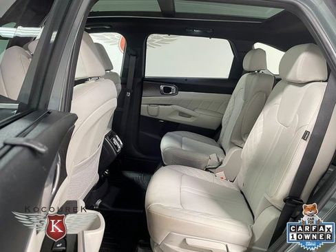 Used 2025 Kia Sorento SX Prestige AWD/4WD image 22