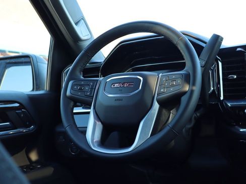 Used 2023 GMC Sierra 1500 Elevation image 46