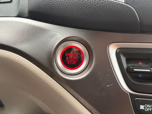 Used 2019 Honda Ridgeline RTL image 21