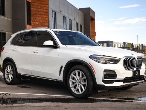 Used 2023 BMW X5 xDrive40i AWD/4WD image 17