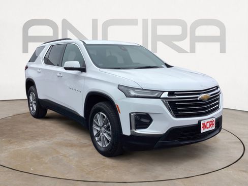 Used 2023 Chevrolet Traverse LT FWD image 7