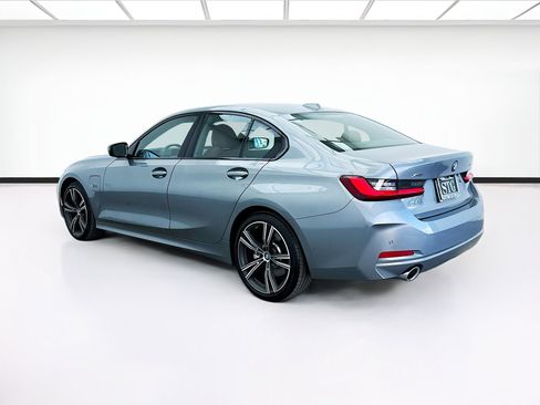 Used 2023 BMW 330e xDrive w/ Premium Package image 6