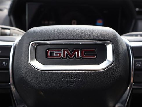 Used 2025 GMC Terrain Elevation AWD/4WD image 26