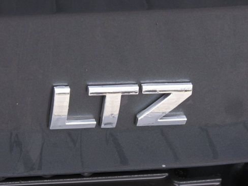 Used 2017 Chevrolet Silverado 1500 LTZ w/ LTZ Plus Package image 10