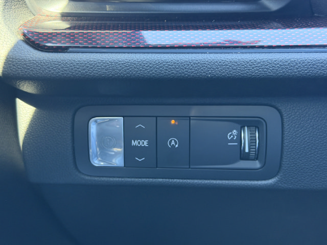 Certified 2024 Chevrolet Traverse RS FWD image 31