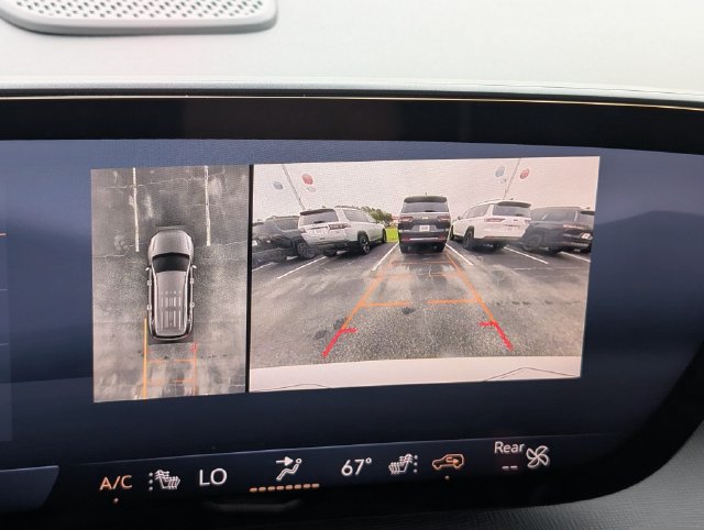 Used 2025 Buick Enclave Preferred FWD image 19