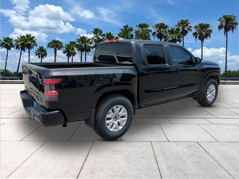 Used 2022 Nissan Frontier SV w/ Technology Package RWD image 8