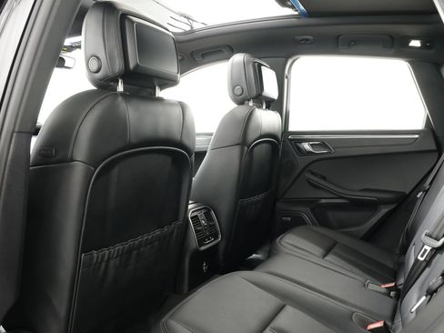 Used 2021 Porsche Macan GTS AWD/4WD image 35
