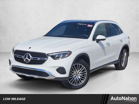 Certified 2026 Mercedes-Benz GLC 300 image 1