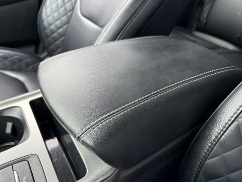 Used 2024 Ford Edge Titanium image 40