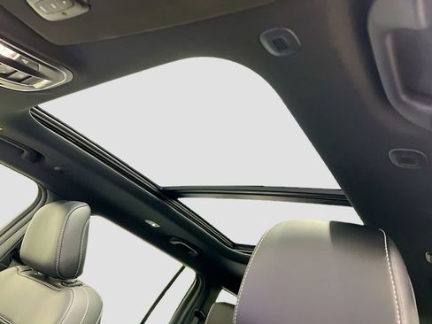 New 2025 Jeep Grand Cherokee L Limited w/ Black Appearance Package image 24