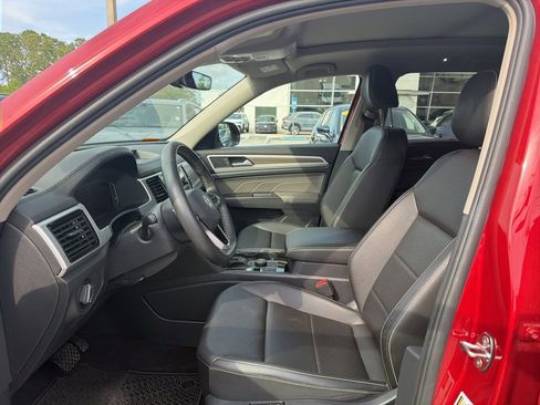 Certified 2023 Volkswagen Atlas SEL AWD/4WD image 2