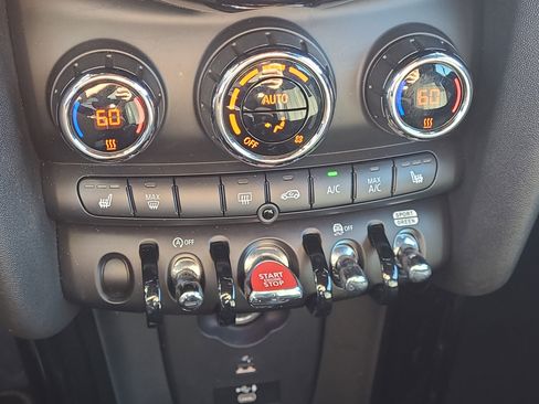 Used 2011 MINI Cooper Hardtop image 26