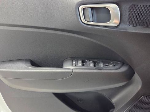 New 2026 Hyundai Venue SE FWD image 22