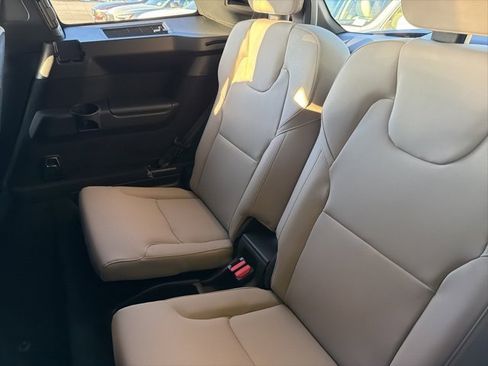 New 2026 Volvo XC90 B6 Plus w/ Protection Package Premier image 9