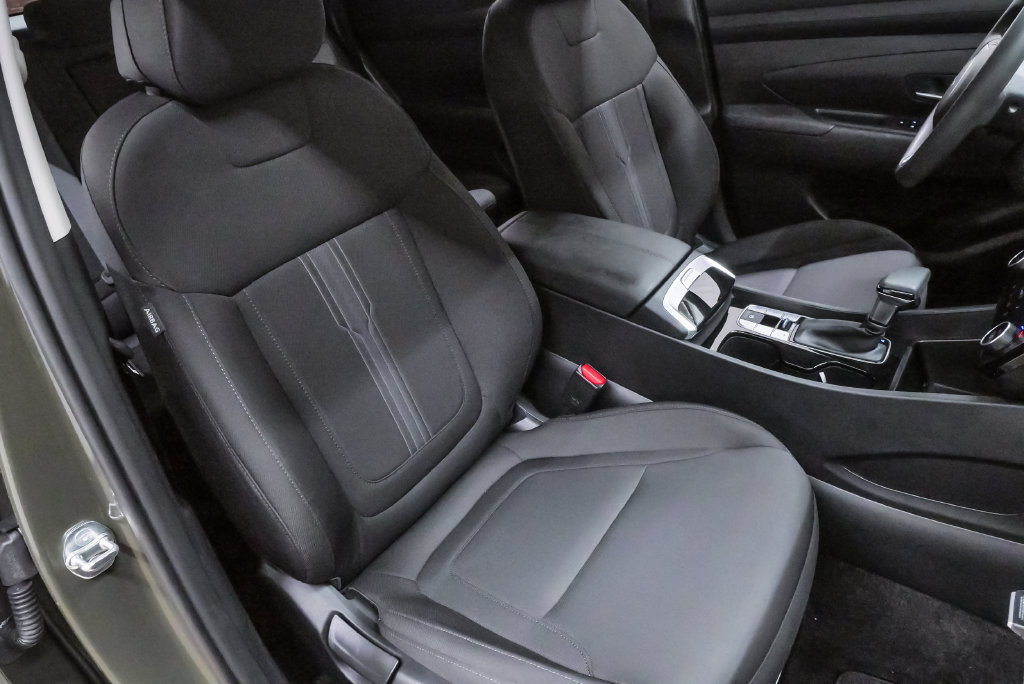 Certified 2025 Hyundai Tucson SEL FWD image 14