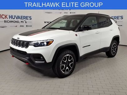 Used 2025 Jeep Compass Trailhawk w/ Trailhawk Elite Group