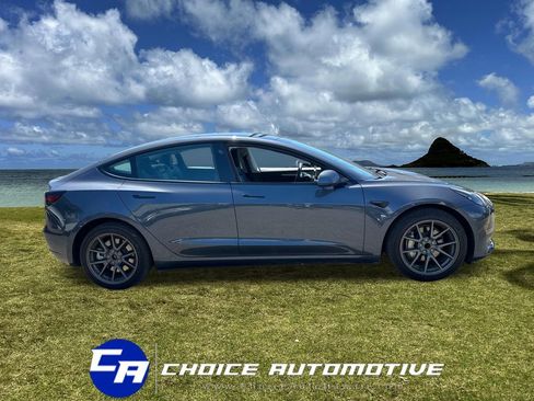 Used 2023 Tesla Model 3 Standard Range image 8