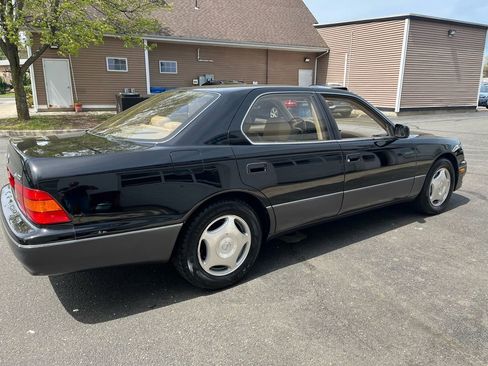 Used 1999 Lexus LS 400 RWD image 5