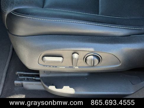 Used 2019 GMC Acadia SLT FWD image 13