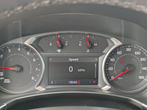 Used 2024 Chevrolet Equinox Premier w/ LPO, Cargo Package FWD image 35