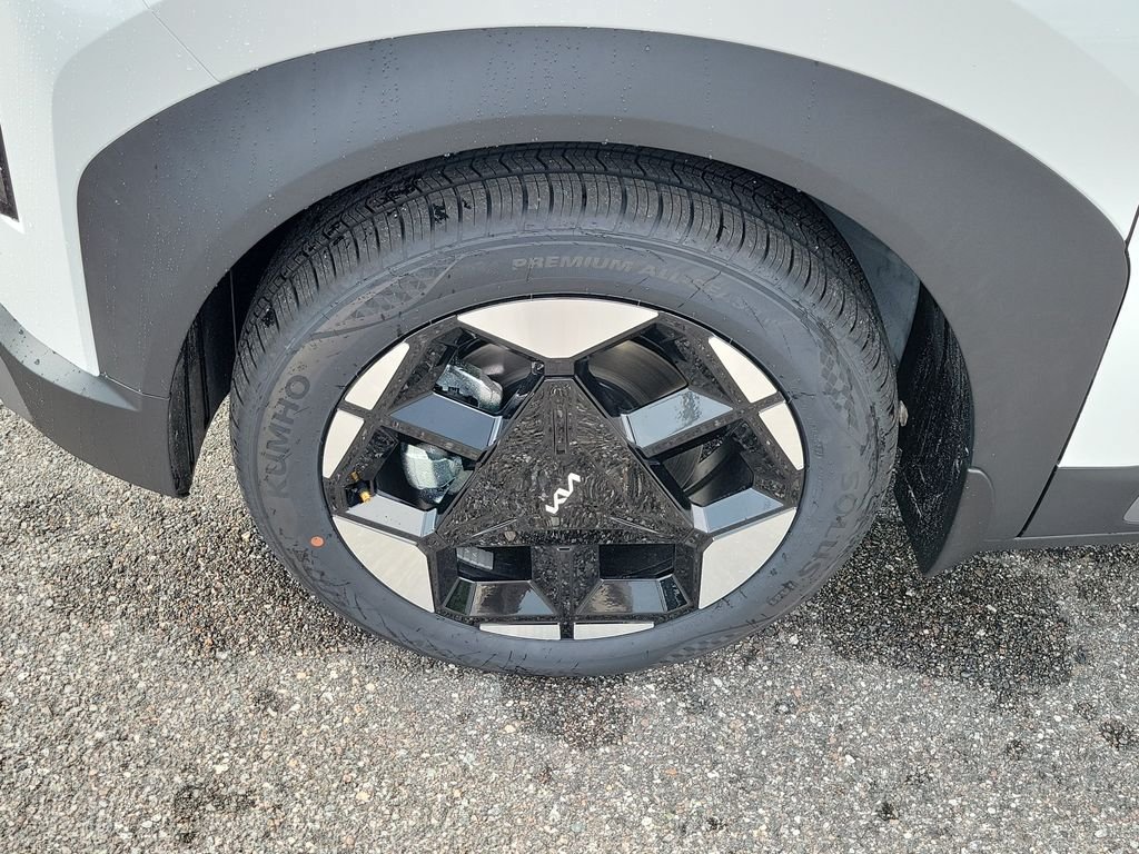 New 2027 Kia Seltos S FWD image 35