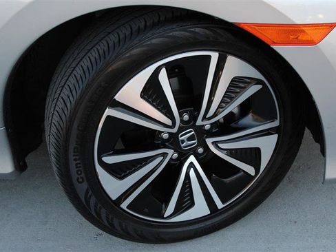 Used 2018 Honda Civic EX-T image 38