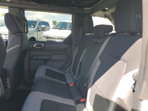 Used 2025 Ford Bronco Big Bend image 12