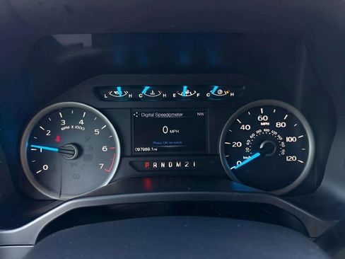 Used 2016 Ford F150 XLT w/ Equipment Group 302A Luxury image 36