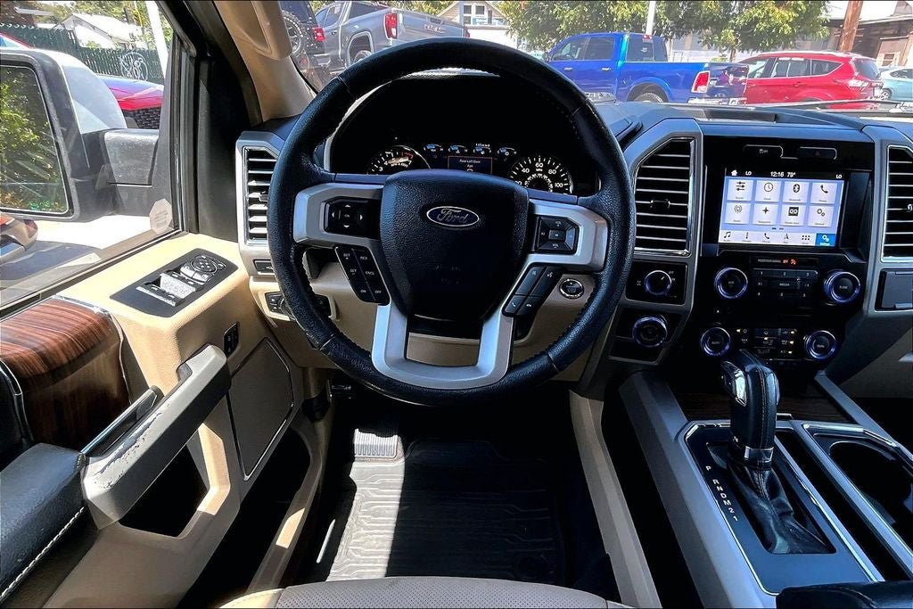 Used 2016 Ford F150 Lariat w/ Equipment Group 501A Mid RWD image 4