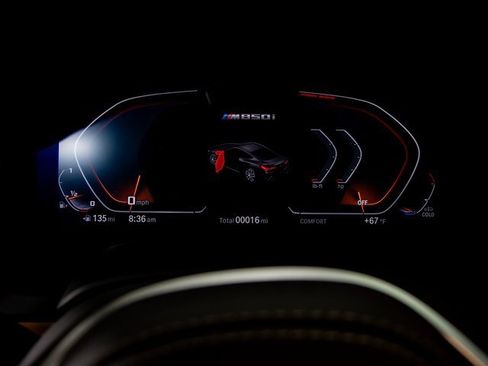 Used 2025 BMW M850i xDrive Coupe image 18