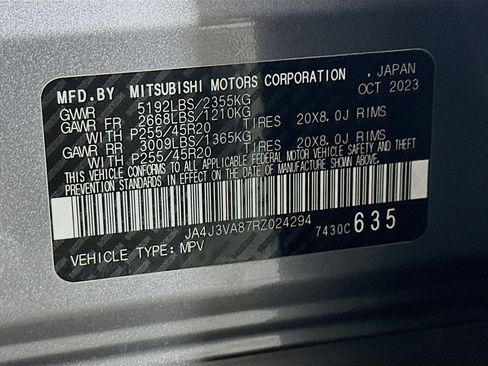 Used 2024 Mitsubishi Outlander SE image 12