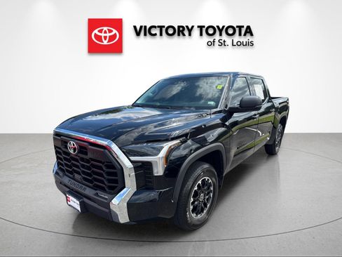 Used 2023 Toyota Tundra SR5 w/ TRD Off-Road Package AWD/4WD image 7