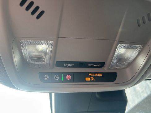 Used 2025 Chevrolet Malibu LT image 28