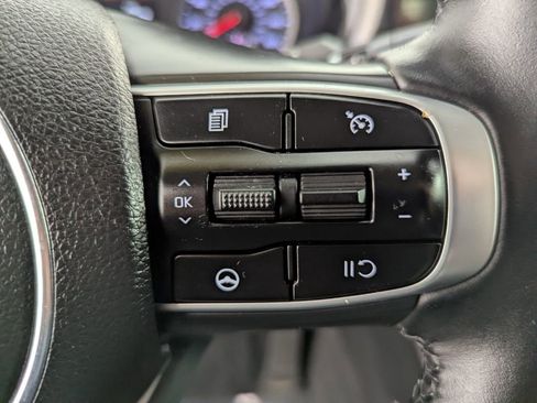 Used 2022 Kia K5 LXS image 15