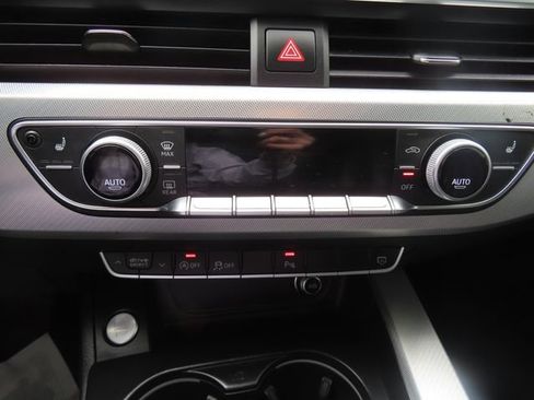 Used 2017 Audi A4 2.0T Premium Plus w/ Premium Plus Package AWD/4WD image 33