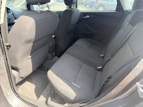 Used 2012 Ford Focus SEL FWD image 6